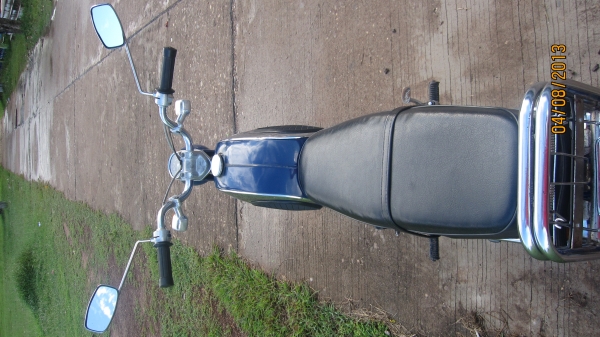 คันที่1 ชี201 เดิมๆทั้งคันสวยๆพร้อมประกวดเครื่องเดิมฟิตใหม่ cdi เรียบร้อยครับขี่ดีไม่มีสะดุดครับ ชี201รุ่นนี้เริ่มหายากแล้วครับ ราคาเปิดที่27000บาทต่อรองได้นิดน่อยครับ ส่งได้ทั่วไทย สนใจสอบถามได้ครับ0801696651 รถยุอำนาจเจริญครับ no-book ออกใบซื้อขายให้ครั