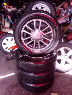 ขายแม๊กพร้อมยาง อีซูซุ ตัวใหม่ครับ 205 65 16