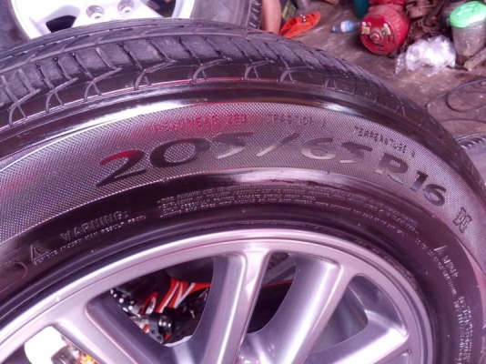 ขายแม๊กพร้อมยาง อีซูซุ ตัวใหม่ครับ 205 65 16