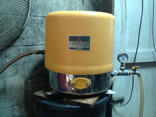 ขายปั้มน้ำอัตโนมัติ mitsbishi 150 W ถังสแตนเลสอย่างดี สภาพสวย พร้อมใช้งาน รับประกันคุณภาพ ดูประวัติการขายผมได้ครับ