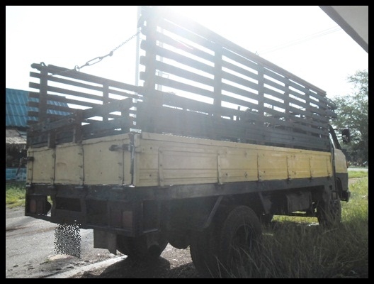 6 ล้อมิตซูบิชิแคนเตอร์ สภาพสวยๆ