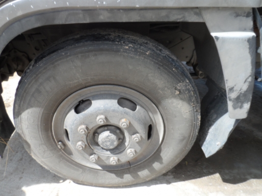 HINO FF1J PLA เครื่อง JO8C 212HP ปี45 เสมอทอง ตู้ยาว7.5 เมตรยางเรเดียล เครื่องเหมือนใหม่ แคซซีสวยมากๆเข้าศูนย์ตลอด ไม่เคยทำสีครับ HINO FF1J PLA เครื่อง JO8C 212HP ปี45 เสมอทอง ตู้ยาว7.5 เมตรยางเรเดียล เครื่องเหมือนใหม่ แคซซีสวยมากๆเข้าศูนย์ตลอด ไม่เคยทำสีครับ