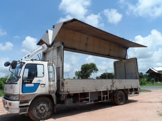 HINO FF1J PLA เครื่อง JO8C 212HP ปี45 เสมอทอง ตู้ยาว7.5 เมตรยางเรเดียล เครื่องเหมือนใหม่ แคซซีสวยมากๆเข้าศูนย์ตลอด ไม่เคยทำสีครับ HINO FF1J PLA เครื่อง JO8C 212HP ปี45 เสมอทอง ตู้ยาว7.5 เมตรยางเรเดียล เครื่องเหมือนใหม่ แคซซีสวยมากๆเข้าศูนย์ตลอด ไม่เคยทำสีครับ