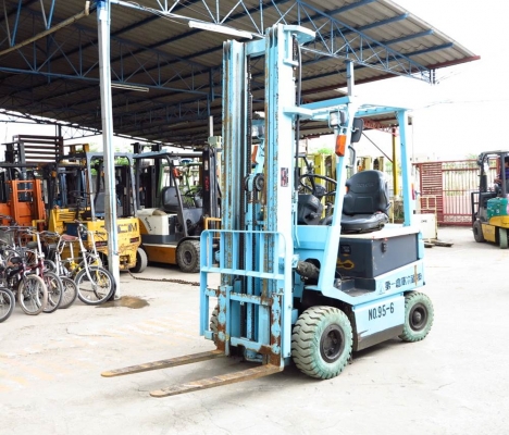 รถยกไฟฟ้า แบบนั่งขับขนาด 1.5 ตัน เสาสูง 6 เมตร Toyota 5FB15 นำเข้าจากญี่ปุ่น