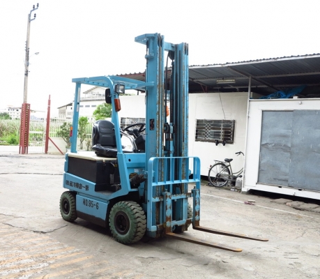 รถยกไฟฟ้า แบบนั่งขับขนาด 1.5 ตัน เสาสูง 6 เมตร Toyota 5FB15 นำเข้าจากญี่ปุ่น