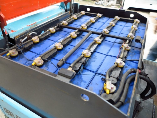 รถยกไฟฟ้า แบบนั่งขับขนาด 1.5 ตัน เสาสูง 6 เมตร Toyota 5FB15 นำเข้าจากญี่ปุ่น