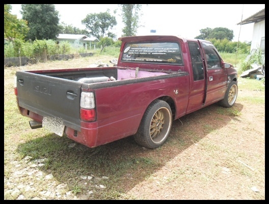 ปิ๊กอัพ อีซูซุ TFR วางเครื่อง J