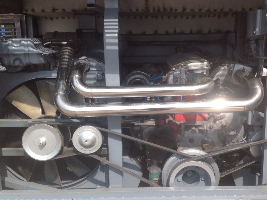 ขายแปดล้อประกอบใหม่สภาพใกล้เสร็จ