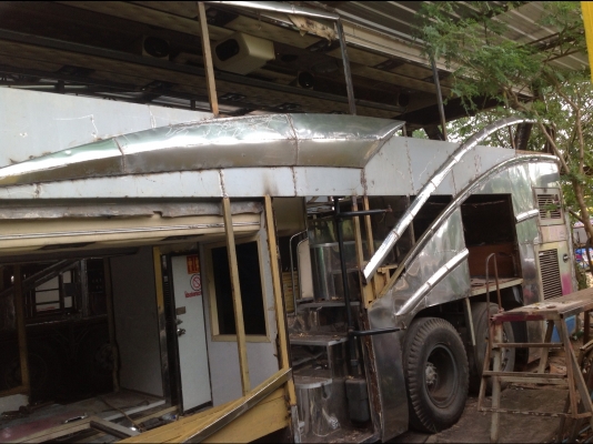 ขายแปดล้อประกอบใหม่สภาพใกล้เสร็จ