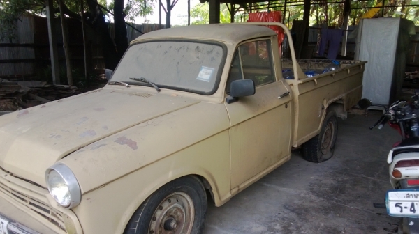 ดัทสัน 320 ปี 2511 รถจอดสภาพดี