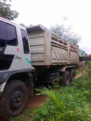 ขาย..สิบล้อ HINO 3H เครื่องดี คัสซีสวย เก๋งสวย ภายในสวย ยางใหม่ทุกเส้น มีทะเบียนครบ.