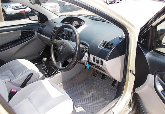 TOYOTA SOLUNA VIOS1.5 vvt-i ปี05 (J) รถสวยมือเดียวออกห้าง จัดไฟแนนซ์ง่าย ผ่อนสบายคะ