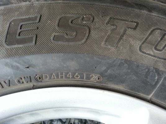 ขายแม็กอีซูซุ ขอบ 17 พร้อมยาง 265 65 17 ปี 12