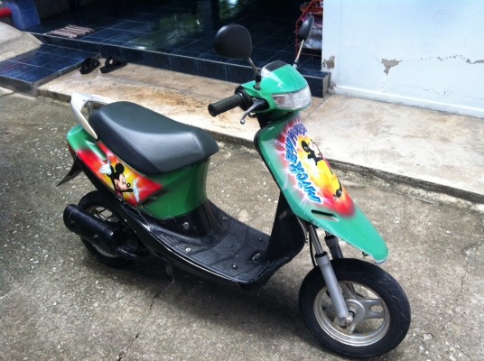 ขาย honda dio af18 สตาร์ทมือ สตาร์ทเท้า ไฟติดทุกดวง รถพร้อมใช้ เครื่องเพิ่งฟิตมา ยางหลังเพิ่งเปลี่ยน โข๊คหน้าเวฟทนกว่าโช๊คเดิมมาก สภาพตามรูป จอดทิ้งไว้ไม่มีคนขี่ ขายดีกว่า ราคาต่อรองได้ สามพราน นครปฐม