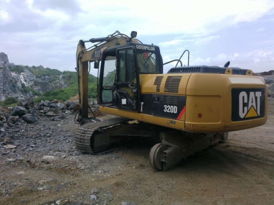 CAT320Dไฟฟ้าครบเอกสารใบแจ้งจำหน่าย55&times;&times;ชม.2300000-ต่อรองได้(ไม่รับนายหน้า)