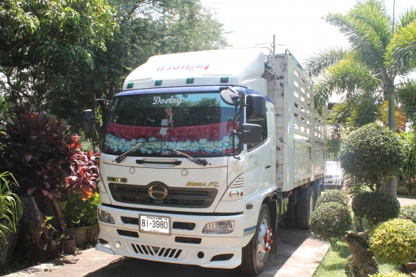 ขายHino Maga FL 220 กระบะสามมิต ยาว6.2เมตร สถาพสวยมาก