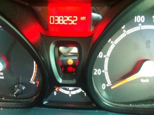 Ford Fiesta 1.4 Sedan ปี 2011 สีดำ Ford Fiesta 1.4 Sedan ปี 2011 สีดำ