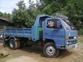 ขายบักอีซุ115 6ล้อดั๊มดิน เครื่องใหญ่ๆแฮงๆ ISUZU NPR115 JAANPR59LK ห่างแท้ กรองดำเกียร์สั้น วางเครื่องใหญ่ 4HF1 120ฝาขาว(ลงเล่ม)เครื่องแหน่น แฮงดี เกียร์ร็อคนัม ช่วงล่างFหลัง คัสซีง๊ามงามบักหลาย บ่มีผุบ่มีดาม กระบะดั๊มเหล็ก3.8ม.สภาพดี๊ดีข่างดีพื้นดี กระบอ