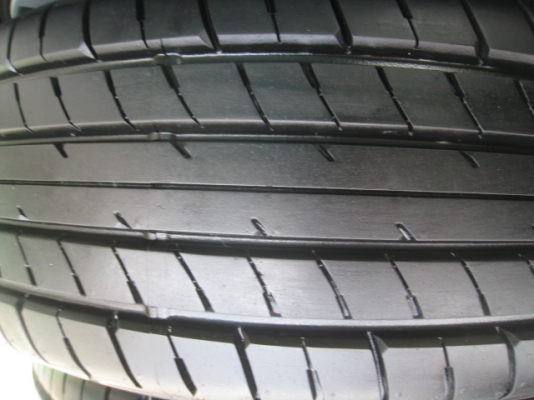 ขายล้อแม็ก Mazda2 15"x6" et45 4รู100 + ยางปี 4312สนใจติดต่อเล็กคลองสามครับ (081-3747940)