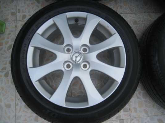 ขายล้อแม็ก Mazda2 15"x6" et45 4รู100 + ยางปี 4312สนใจติดต่อเล็กคลองสามครับ (081-3747940)