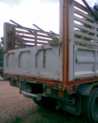 6 ล้อ 4 J ดั้ม รถบ้าน 750000