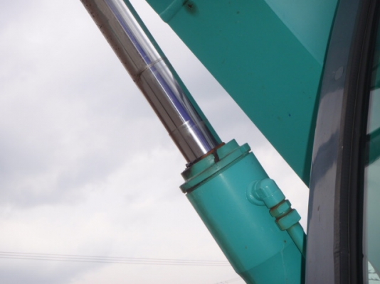 ขายรถขุดเล็ก Kobelco SK70SR-1ES Serial: YT04-09546 (สต็อกที่ญี่ปุ่น)