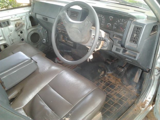 ***ขายแล้วครับขอบคุณ Truck2hand ขาย ปิ๊คอัพตอนเดียว ราคาเบาๆ NISSAN BIG-M BD2.5 ฝาแดง ยอดนิยม ปี38/95 เครื่องแห่งแฮงดี อึดทนบ่จุกจิก ช่วงล่างแหน่น คัสซีงามบ่ผุบ่ดาม กระบะพื้นดี มีต้องเก็บนิดหน่อย สีบาง เดิม หัวเก๋งดีภายในดีคอนโซลครบ ยางดี 4เส้นหน้า-หลังเด