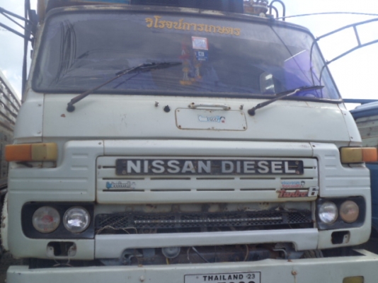 ขาย NISSAN UD CW 41  2 เพลาดั้มสำหรับวิ่งงานหนักราคา 890000