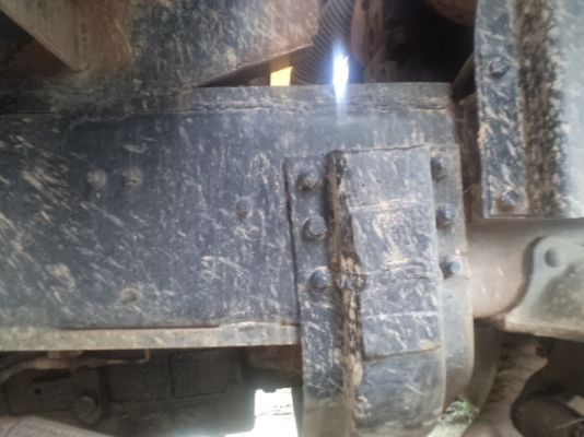 ขาย NISSAN UD CW 41  2 เพลาดั้มสำหรับวิ่งงานหนักราคา 890000