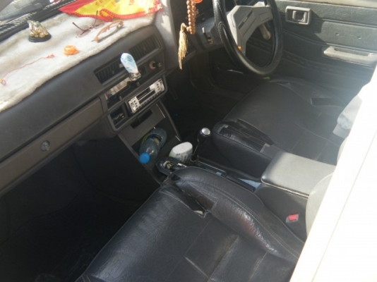 นิสสันซันนี่ ปี 92 ทะเบียนกรุงเทพ เกียร์ธรรมดา 5 สปีด