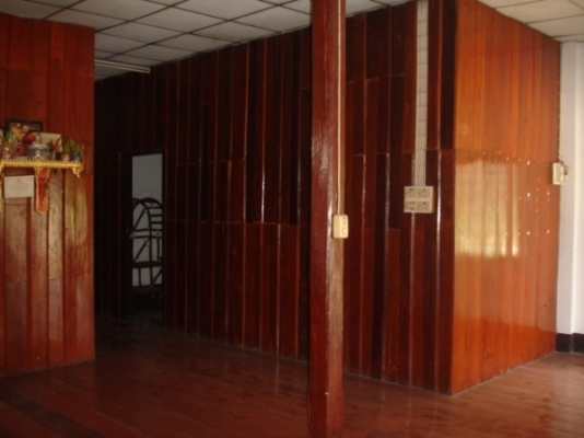 ขายที่ดินพร้อมบ้านติดถนนสี่เลนส์ ขายที่ดินพร้อมบ้านติดถนนสี่เลนส์