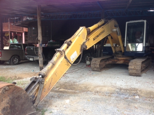 รถเก่าใน pc 120-5 สภาพพร้อมใช้