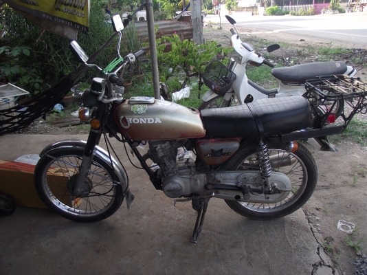 ขายcg110เดิมๆทะเบียนเต็มชื่อผม19500บาทพิอโลก