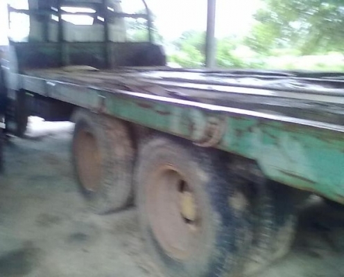 HINO KT 929 - 168 HP EH700 รถหางปลาสิบล้อเพลาเดียว เครื่องแน่นแรงดี หัวเก๋งเดิมๆมีผุบ้างเล็กน้อย พวงมาลัยเพาเวอร์ ช่วงล่างคัชซีไม่แตกบวม ยางสภาพดี 60\% พร้อมใช้งานได้เลยไม่มีปัญหา เอกสารเล่มทะเบียนครบพร้อม ราคาต่อรองได้ครับ