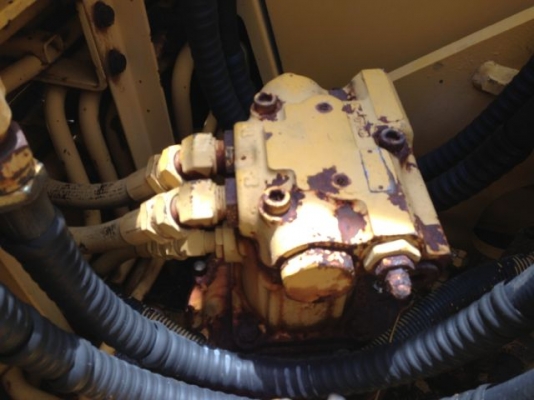 รถแบคโฮ SUMITOMO S160F