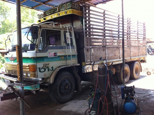 ขายสิบล้อHINO F18 หน้ากากทองรถแท้จากห้าง เพลาเดียว สภาพพร้อมใช้ราคาถุกๆ