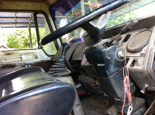 ขายสิบล้อHINO F18 หน้ากากทองรถแท้จากห้าง เพลาเดียว สภาพพร้อมใช้ราคาถุกๆ