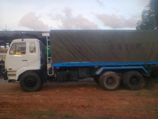 ขาย NISSAN UD 10 ล้อดั๊ม 2 เพลา 320 แรงม้า ยูโรทู ยางใหม่ 10 เส้น พร้อมระบบลากพ่วง กระบะสามมิตร