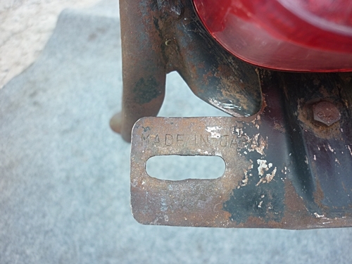 กันตกหรือชุดไฟท้าย  SUZUKI  TS