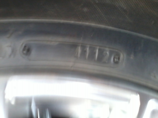 แม๊ก 215/ 55 /17 มือสอง ใส่แค่วันเดียวครับ พร้อมยาง ไร้ริ้วรอย