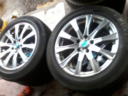 แม๊ก 215/ 55 /17 มือสอง ใส่แค่วันเดียวครับ พร้อมยาง ไร้ริ้วรอย