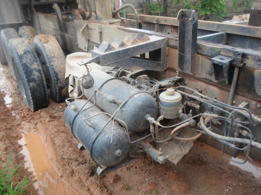 ขายรถสิบล้อ HINO F17ดั้ม สามมิตร เครื่อง 195 เทอร์โบ เครื่องแน่น เอกสารเล่มทะเบียนพร้อมโอน