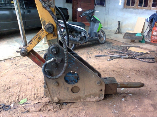 ลด สุดๆ  KOMATSU PC 60-1 เก่านอก 1 ปี สภาพ สดๆ พร้อมใช้