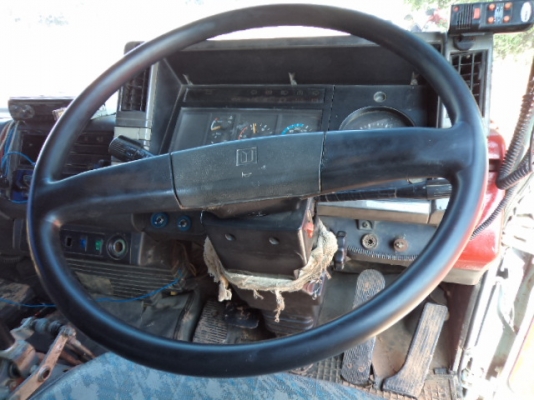 ขายรถ6ล้อดั้มอีซูซุร็อก175แรงราคาถูกๆๆๆ เบรกทิฟฟี พวงมาลัยเพาเวอร์ เอกพร้อมโอน