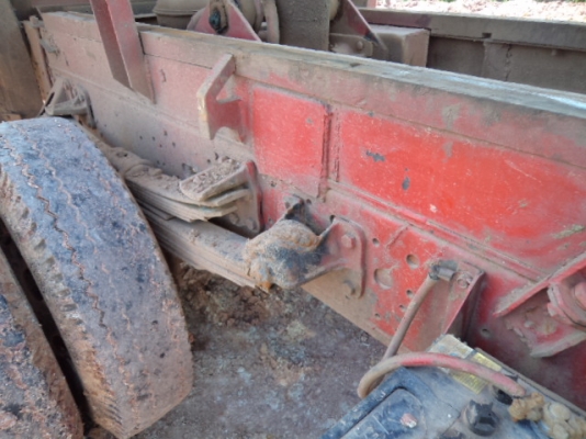 ขายรถ6ล้อดั้มอีซูซุร็อก175แรงราคาถูกๆๆๆ เบรกทิฟฟี พวงมาลัยเพาเวอร์ เอกพร้อมโอน