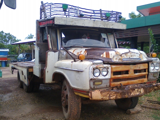 Isuzu หัวยาวหางปลา เครื่อง 6BB1 145 แรง คอนโซลครบ ภายในสวย เพลาเดียว ทะเบียนแจ้งจอด