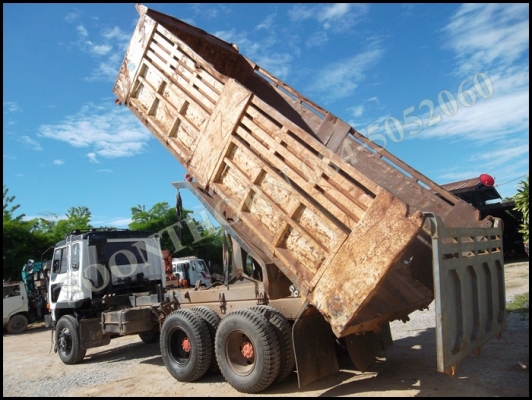 ขายด่วน รถบรรทุก 10 ล้อ ดั้ม MITSUBISHI FUSO 527M-TD 195 แรง สภาพเดิมๆ พร้อมใช้งาน ราคาสุดคุ้ม