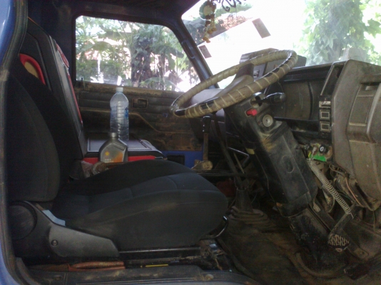 ขายแล้วครับ ขอบคุณ Truck 2 hared คุณ โจ้ บุรีรัมย์ รับรถไปแล้วครับ(ลดแล้วครับจาก 550,000 เหลือ 520,000) ขายรถหกล้อดั๊ม ISUZU NPR 115 แรง