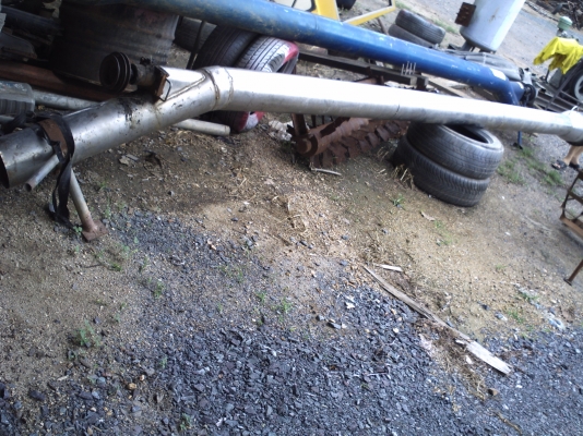 ขายเหมาไปเลยยอมขาดทุน ท่อสูบนํ้า 2 ท่อ ไม่ลดแล้ว