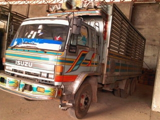 ขายรถ 10 ล้อ เพลาเดียว ไม่ดั้ม มี 4 คัน สวยๆ กระบะเนียมคอกสูง ISUZU 195 นางฟ้า รถสวยแบบเดิม